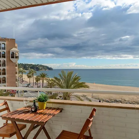 Апартаменты One Bedroom With Terrace And Wifi At 2 Km Away From The Beach Льорет-де-Мар