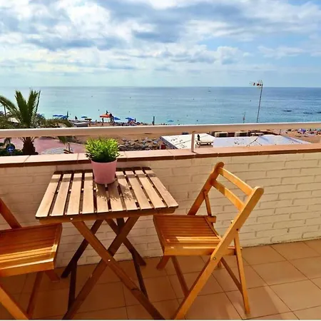 Apartment One Bedroom With Terrace And Wifi At 2 Km Away From The Beach Lloret de Mar