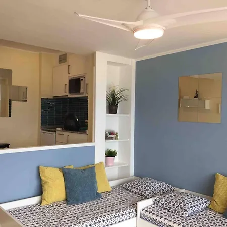 Apartment One Bedroom With Terrace And Wifi At 2 Km Away From The Beach