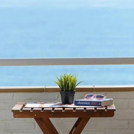 One Bedroom With Terrace And Wifi At 2 Km Away From The Beach Апартаменты