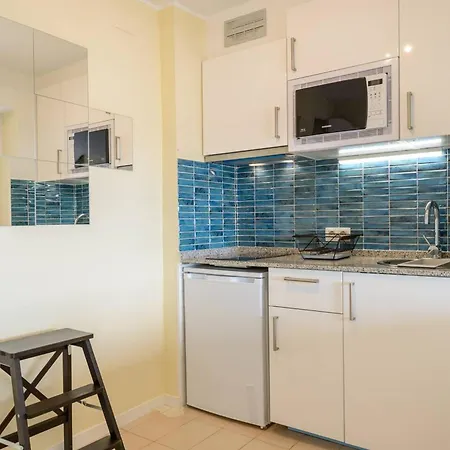 One Bedroom With Terrace And Wifi At 2 Km Away From The Beach Appartamento