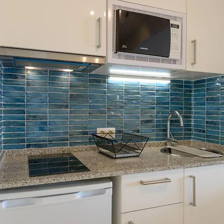 Apartment One Bedroom With Terrace And Wifi At 2 Km Away From The Beach Lloret de Mar