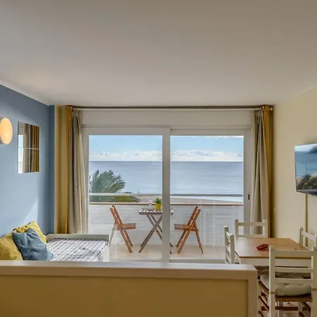Appartamento One Bedroom With Terrace And Wifi At 2 Km Away From The Beach *